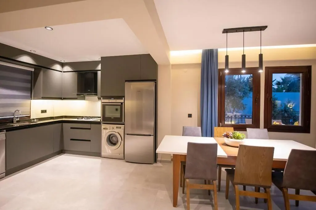 Havuzlu Korunakli Jakuzili Villa Fethiye Turquia